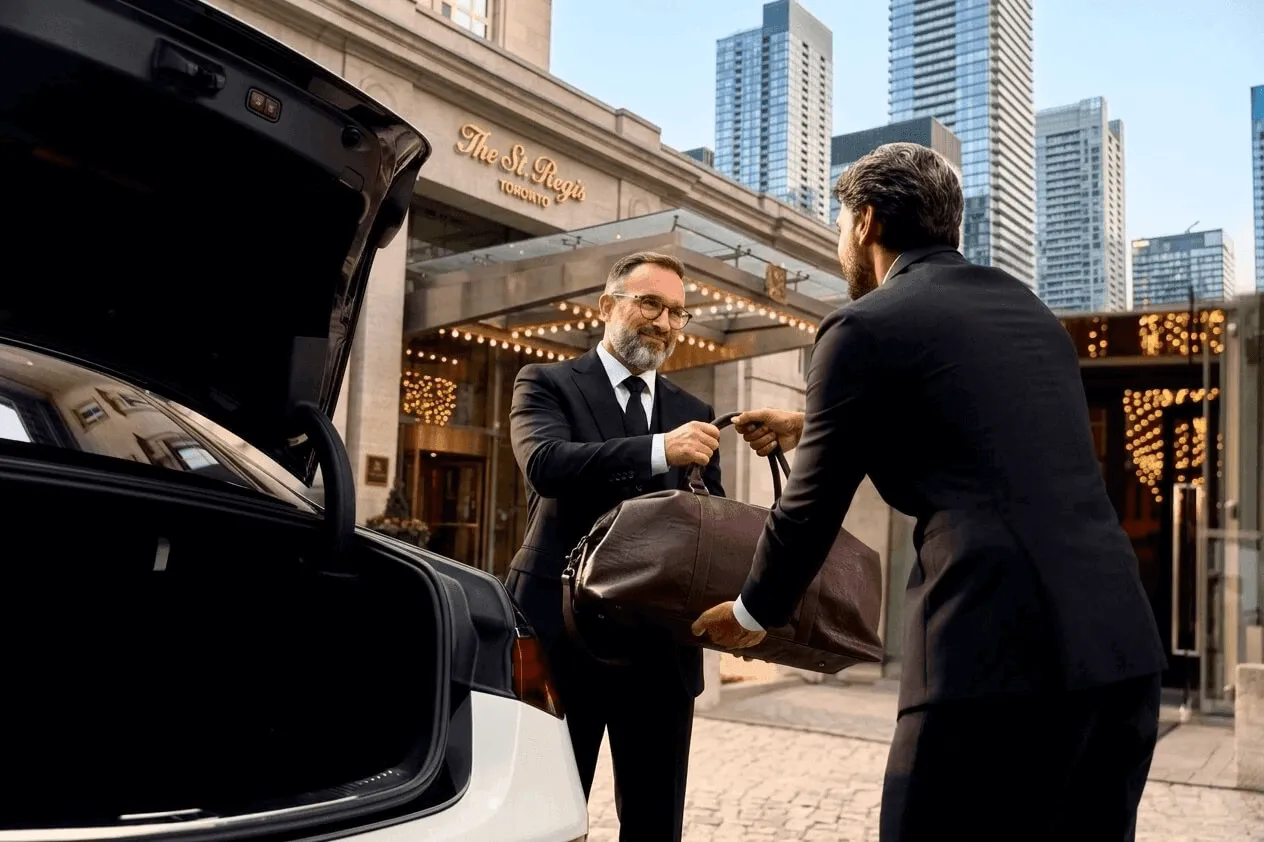 LUX24 chauffeur welcome experience